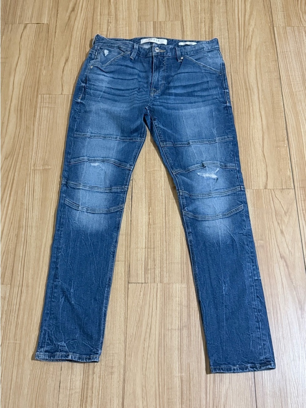 GUESS Men's Blue Skinny Jeans - Picture 3 of 7